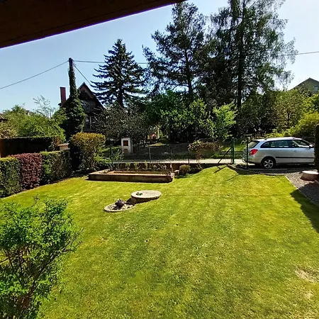 Randy's House Holiday home Plzen